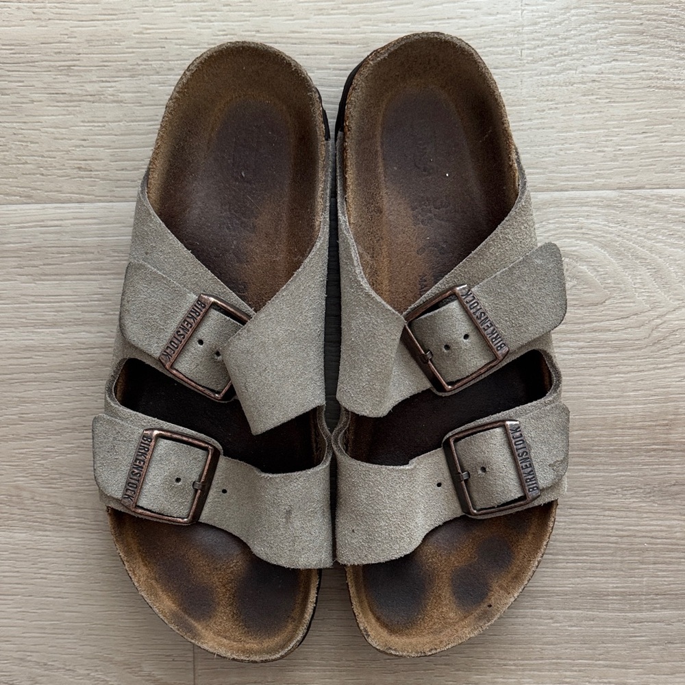 Birkenstock - Arizona Soft Footbed Sandal in Taupe - Picture 5 of 14